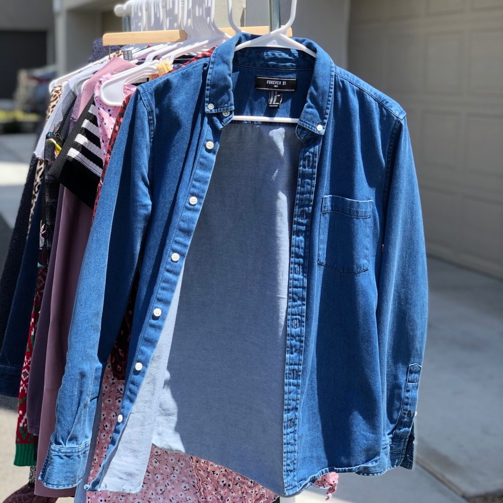 Forever 21 men blue shirt